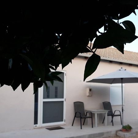 Apartments Dimitra Kanallákion エクステリア 写真